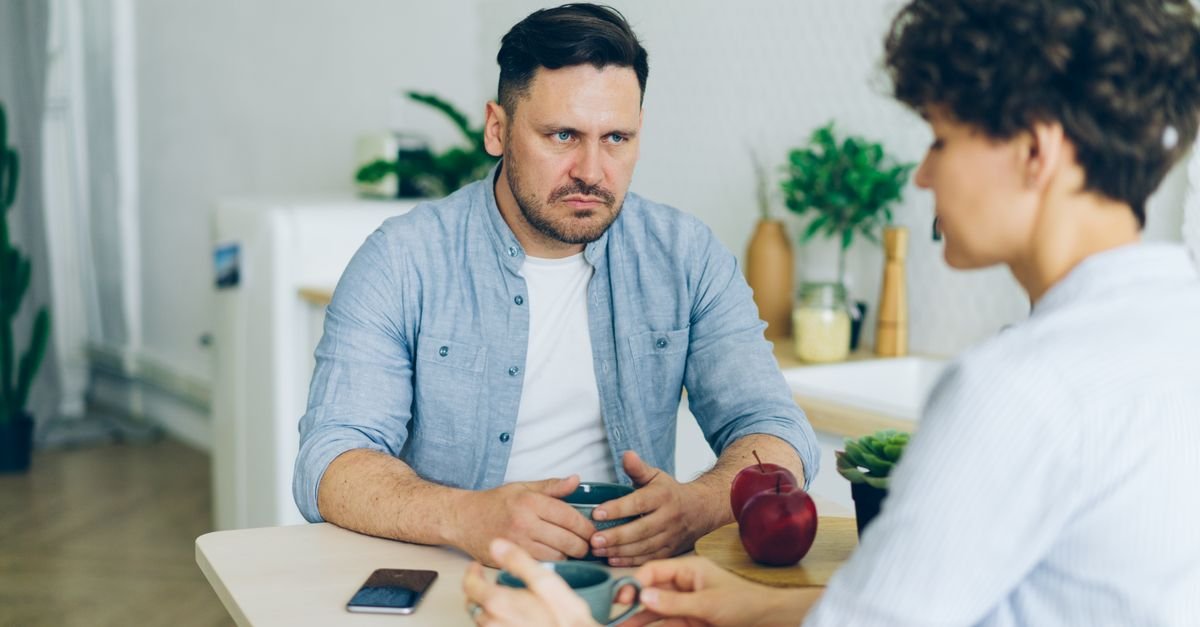 Breadcrumbing: Why He Texts You But Won’t Date You (And How to Stop Falling For It)