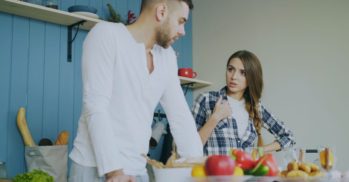 Does He Only Want You at Night? How to Tell If He’s Dating You or Just Keeping You Around